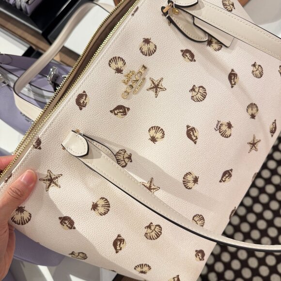 coach Gallery Tote Bag With Shell Print cbm12 - Picture 5 of 9